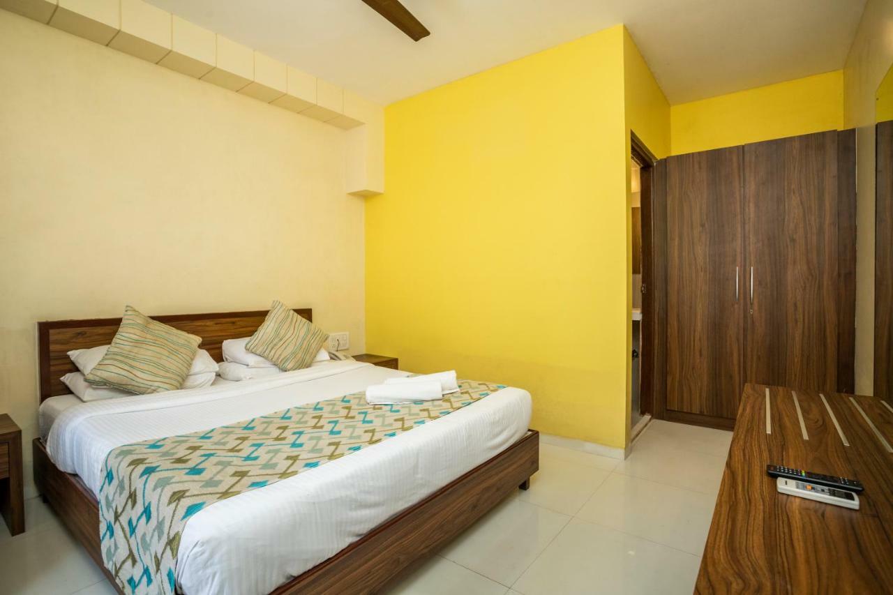 Hotel Coco Goa Arpora Exterior foto